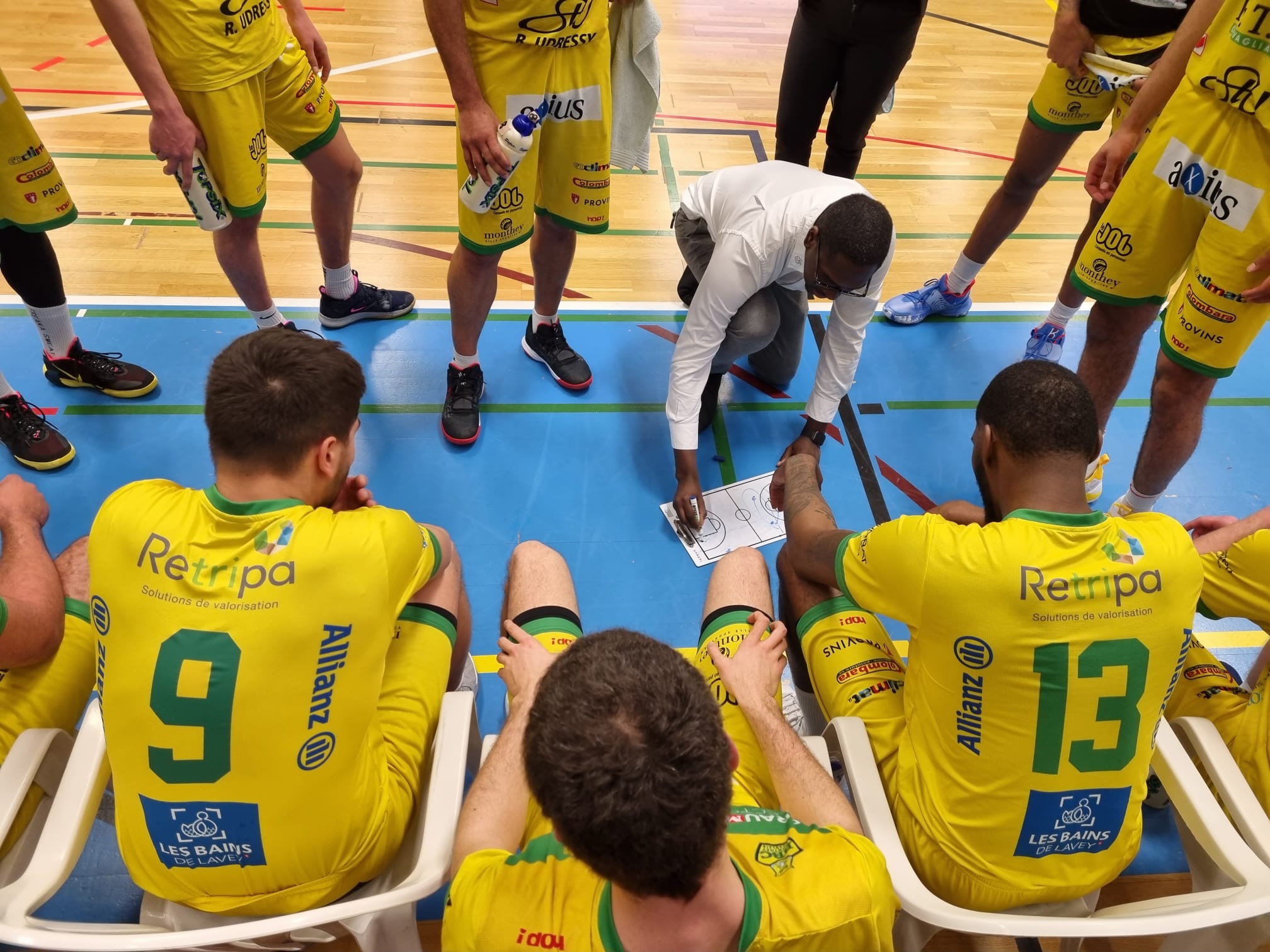 Basket: Le BBC Monthey-Chablais fessé sur son parquet par Fribourg